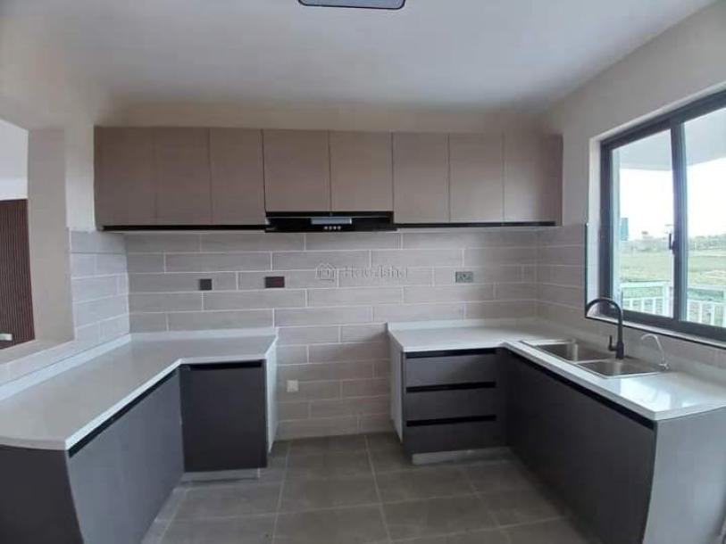 New 3-Bedroom Apartment with SQ-1