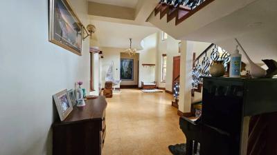 Exquisite 5-Bedroom Mansion-5